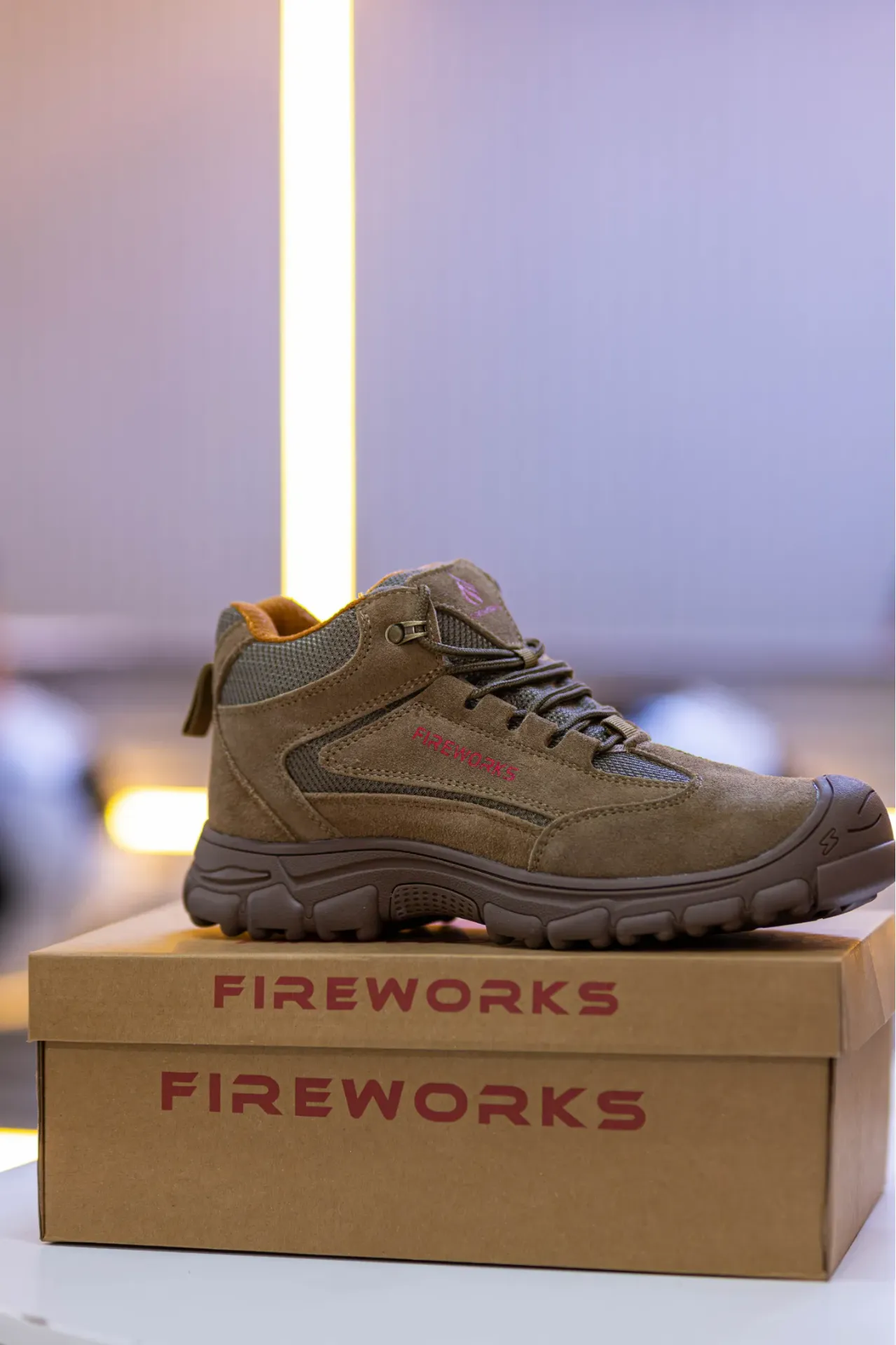 BOTA MARRON DE SEGURIDAD TIPO SUPERVISOR