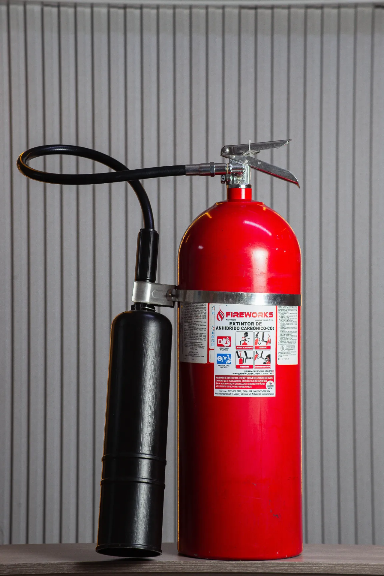 [5EUL] EXTINTOR 20LBS TIPO CO2 (ALUMINIO)